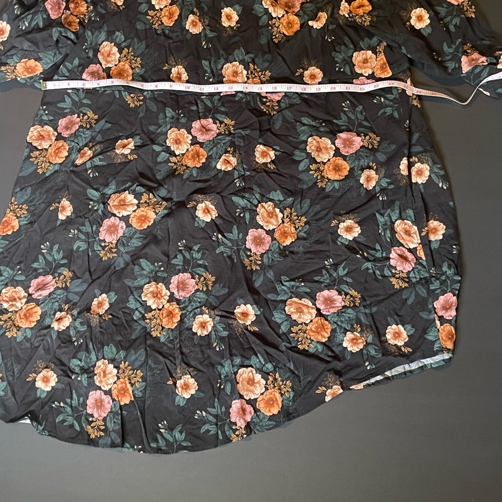 Torrid Mini Black and Floral Zip Front Shirt Dress 3/4 roll tab sleeves size 4 - Picture 4 of 8